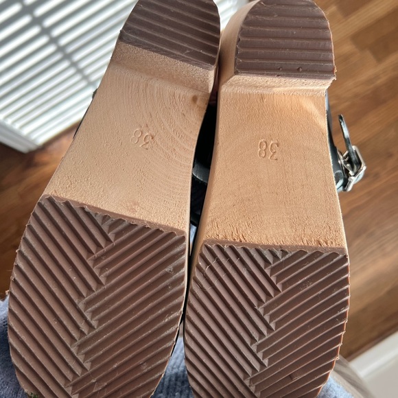 Lotta Highwood Clogs - Picture 3 of 4